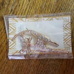 Caroline Hochstetter's Pave Cat Brooch